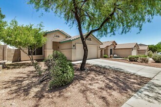 225 S 229th Dr in Buckeye, AZ - Building Photo - Building Photo