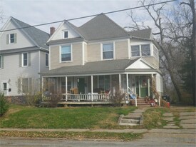 940-942 N Court St in Ottumwa, IA - Building Photo
