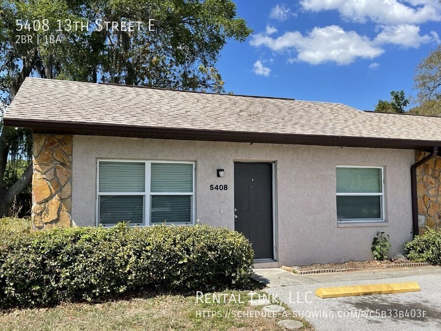 5408 13th St E in Bradenton, FL - Building Photo