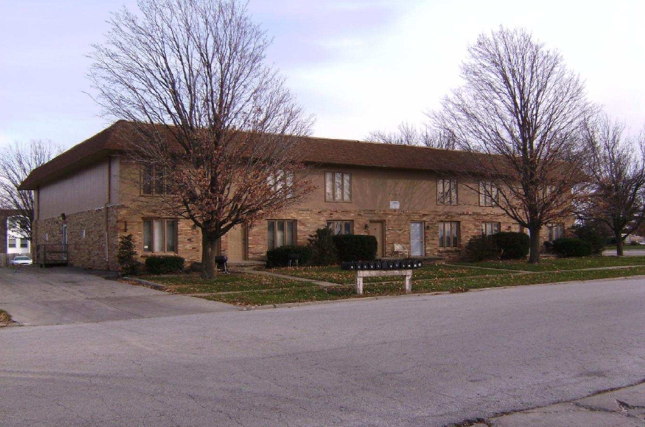 1101 Gettysburg Dr in Bloomington, IL - Building Photo