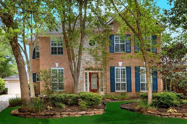 property at 14 Heaven Tree Pl