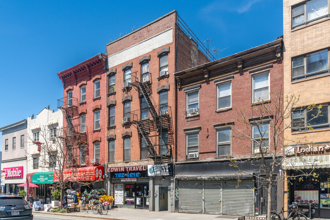 733 Grand Street in Brooklyn, NY - Building Photo