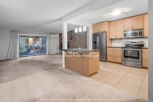 200 SW Burnham Rd in Lake Oswego, OR - Building Photo