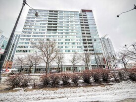 659 W Randolph St in Chicago, IL - Building Photo