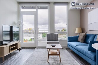 19888 40th Ave W in Lynnwood, WA - Building Photo - Building Photo