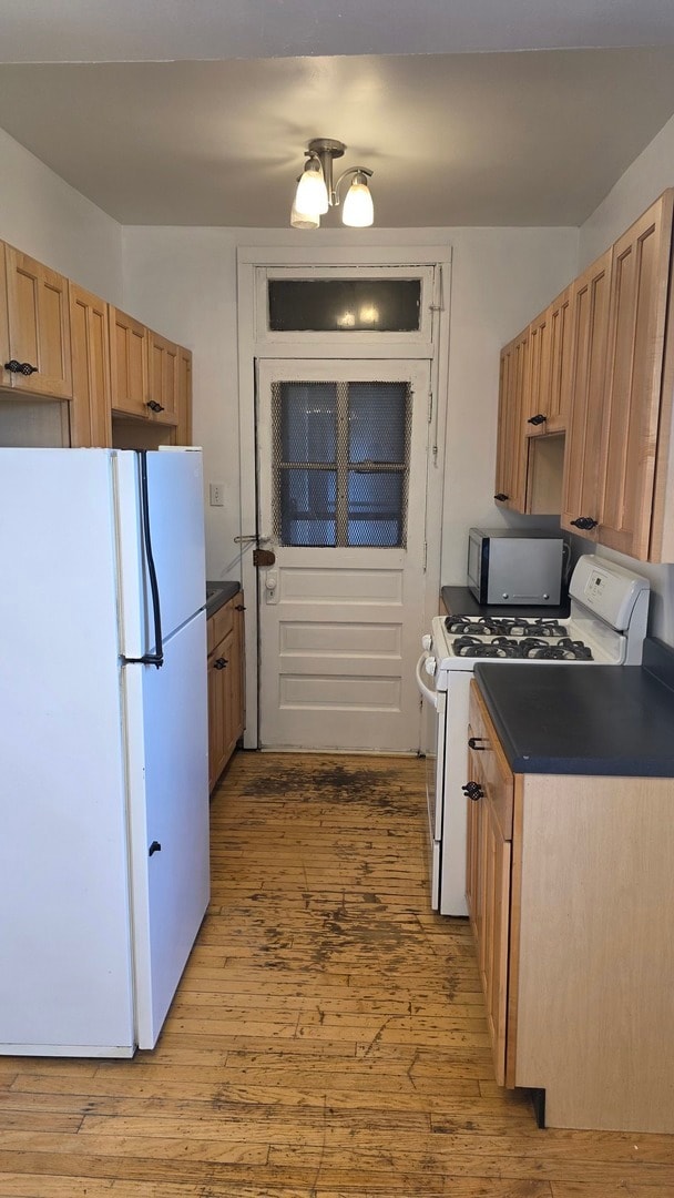 3806 W Irving Park Rd in Chicago, IL - Building Photo - Building Photo