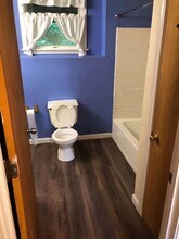 86 Kriskarli Dr in Hartford, VT - Building Photo - Building Photo