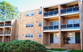 Buford Heights Apartments in Atlanta, GA - Building Photo - Building Photo