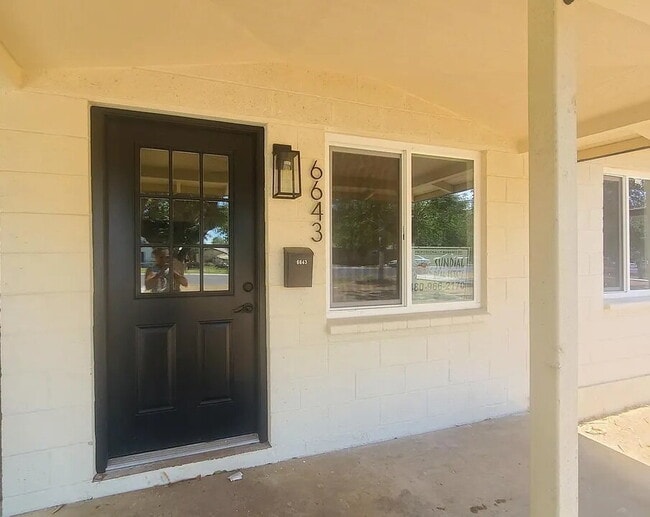 property at 6643 N 60th Ave
