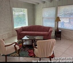 1520 Owl in Canyon Lake, TX - Building Photo - Building Photo