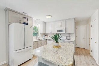 106 Ethel Dr in Emerald Isle, NC - Building Photo - Building Photo