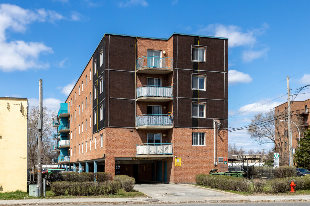 2660 Grenet St in Montréal, QC - Building Photo