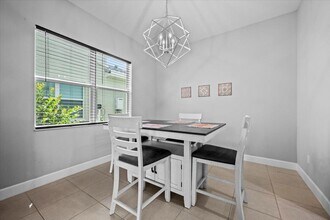 15406 Goldfinch Cir in Westlake, FL - Building Photo - Building Photo