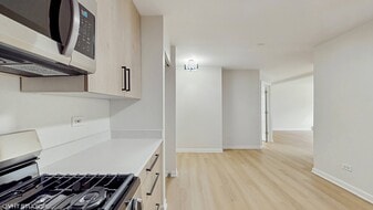 NorthEnd Apartments in Libertyville, IL - Building Photo