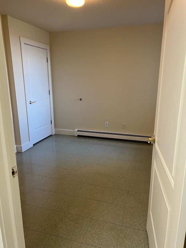 Buckingham Green Apartments in Duluth, MN - Building Photo - Building Photo