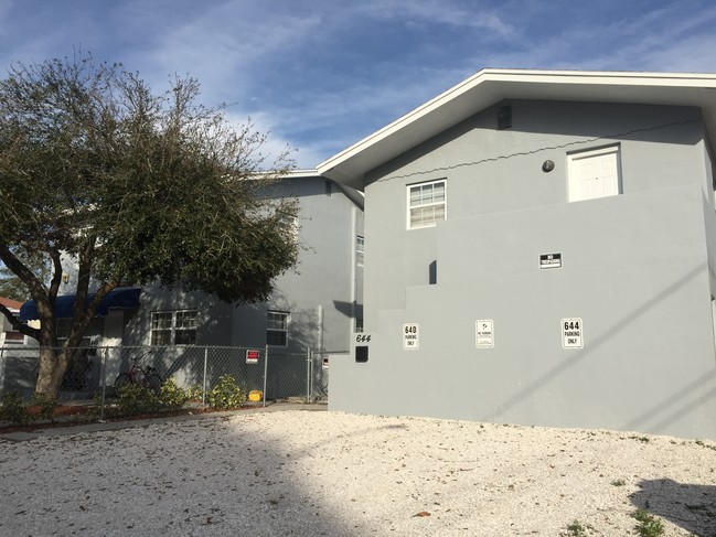 29th St Triplex in St. Petersburg, FL - Building Photo - Other