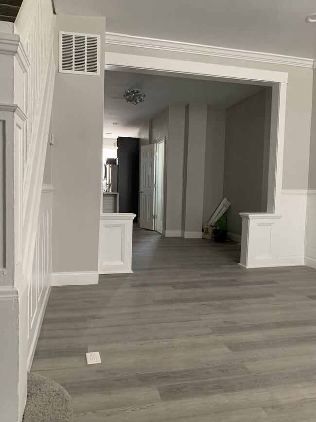 2705 Ashland Ave photo'