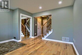 3867 Strandherd Dr in Ottawa, ON - Building Photo - Building Photo
