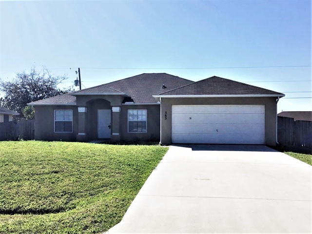 property at 565 SW Undallo Rd