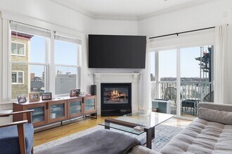 88 G St in Boston, MA - Building Photo - Building Photo