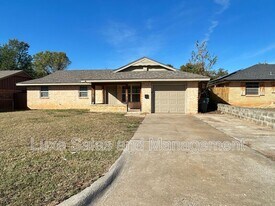 605 Moraine Ave in Midwest City, OK - Building Photo