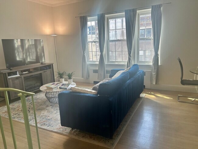 31 Park St in Brookline, MA - Building Photo - Building Photo