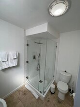 221 Rosecrans Ave in Manhattan Beach, CA - Building Photo - Building Photo