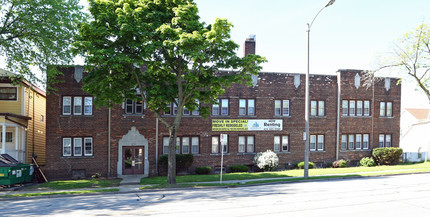 2309 W National Ave in Milwaukee, WI - Building Photo - Building Photo