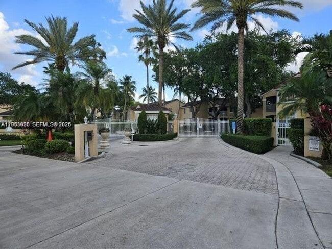 property at 14621 Balgowan Rd
