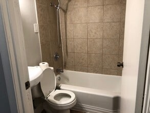 2000 Young Ave, Unit 2000 R in Memphis, TN - Building Photo - Building Photo