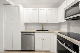 2000 S Ocean Blvd in Palm Beach, FL - Building Photo - Building Photo