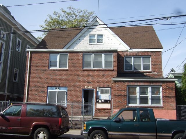 83 Walnut St in Revere, MA - Building Photo