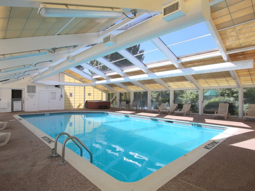 Country Glen Apartments in Groton, CT