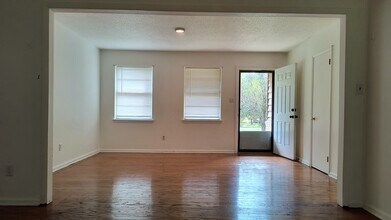1205 Ruby Dr in Redfield, AR - Building Photo - Building Photo