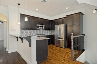 7919 Parkwood Blvd in Plano, TX - Building Photo - Building Photo