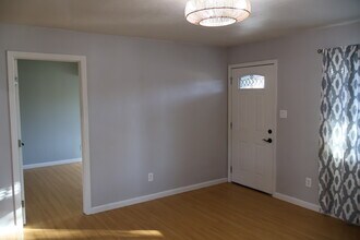 770 Verano Ave in Sonoma, CA - Building Photo - Building Photo