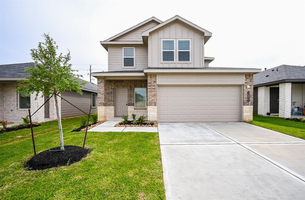 16822 Paintbrush Holw Ln in Houston, TX - Building Photo