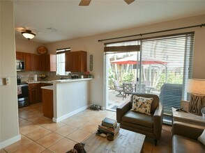 7321 NW 174th Terrace in Hialeah, FL - Building Photo - Building Photo