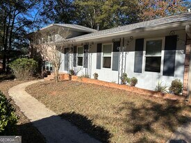 116 Colonial Dr in Athens, GA - Building Photo