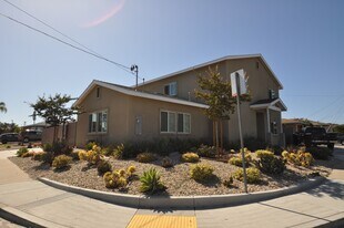 5102 Tipton St in San Diego, CA - Building Photo