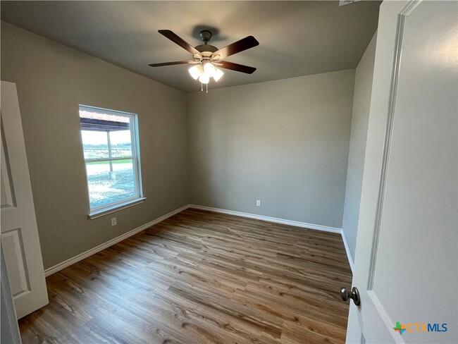 1180 FM 2623 in Seguin, TX - Building Photo - Building Photo