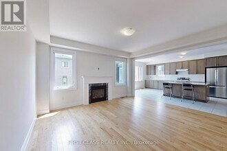 51 Current Dr in Richmond Hill, ON - Building Photo - Building Photo