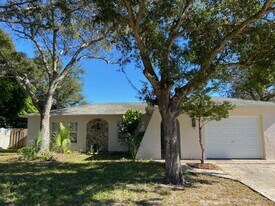 6429 Langston Ave in New Port Richey, FL - Building Photo