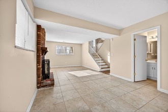 511 Chapparal Dr in O'Fallon, MO - Building Photo - Building Photo