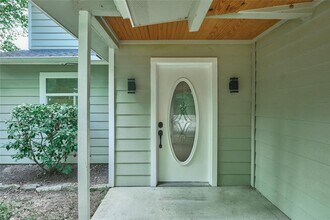 804 N Hunting Tower Run in Montgomery, TX - Building Photo - Building Photo