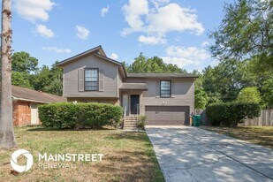 3423 Dryburgh Ct in Huffman, TX - Building Photo