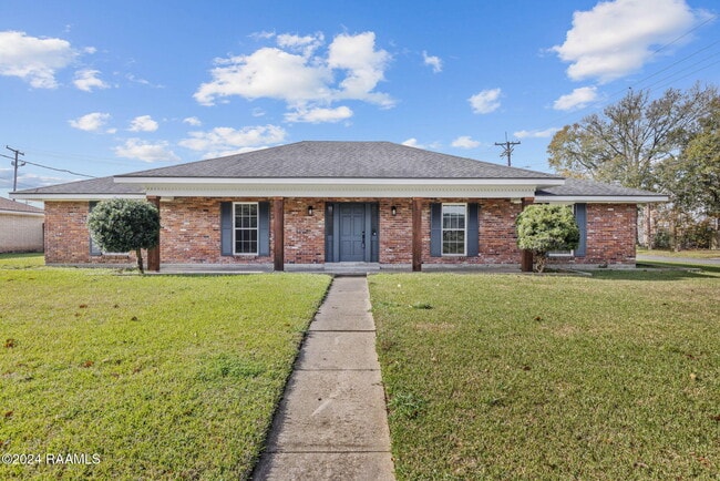 property at 300 Robert Lee Cir