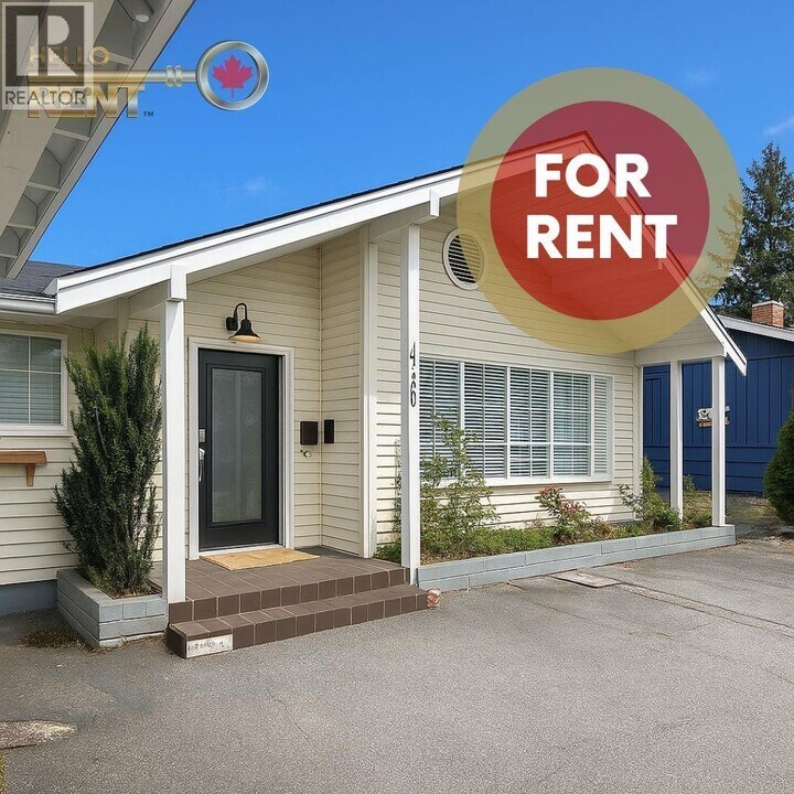 4380 Highland Blvd in North Vancouver, BC - Building Photo