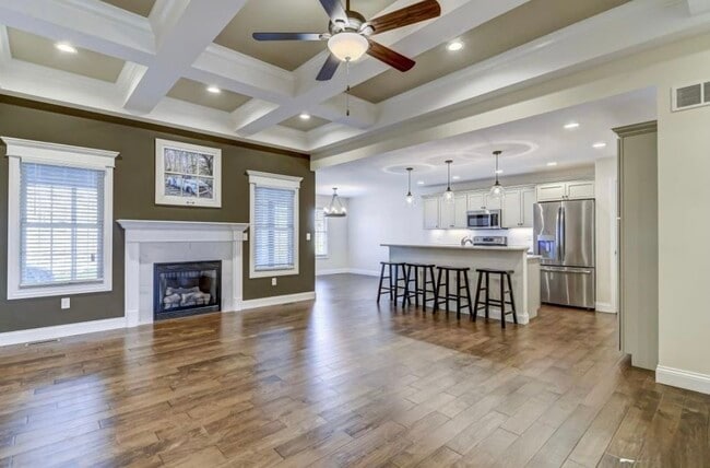 property at 1811 Spartan Dr