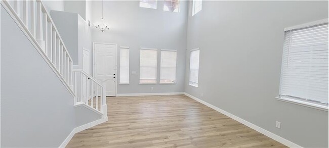 2452 Mojave Dr in Brentwood, CA - Building Photo - Building Photo